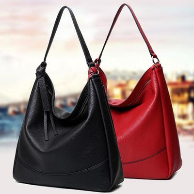 China Custom Black Leather Shoulder Handbags Cotton Lining Zinc Alloy Hardware for sale