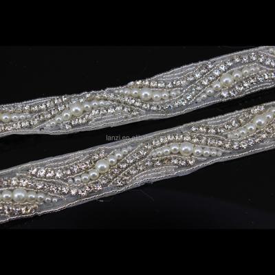 China RH-0004 Flatback Hot Fix Rhinestone And Pearl Trim Applique DIY Craft For Wedding Dress Decoration for sale