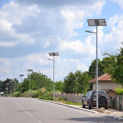 China HIGHWAY GARDEN Smart Aluminum 15 Watt Separate Solar Powered Street Light for sale