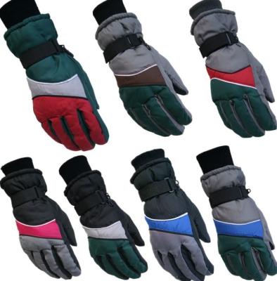 China Flexibility / Breathability Ski Gloves / Warmest Winter Snow Waterproof Windproof Snowboarding Ski Sports Gloves With Zipper Wrist for sale