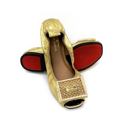 中国 African Fashion Casual Dress Anti-odor ODM Flower Flat Leather Shoes Women 販売のため