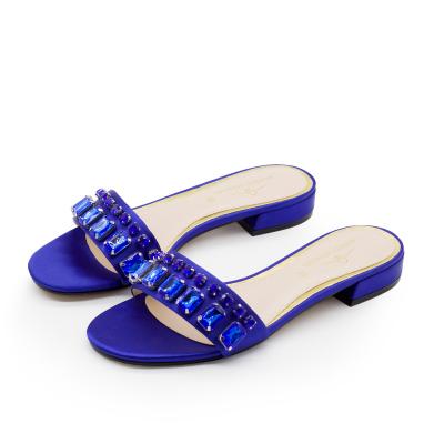 Chine Anti-Smell OEM Rhinestone Slipper Women Flat 1551-79 Slips Italy Fancy Shoes Slippers à vendre