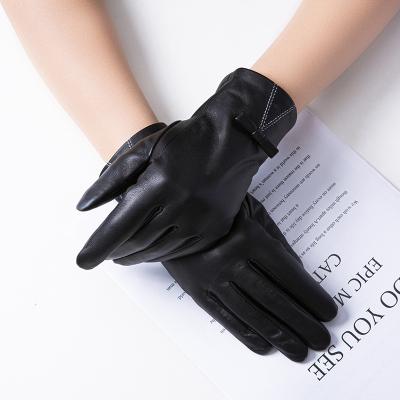 China Windproof Touch Screen Fashion Leather Gloves For Women Winter Product Sun Protection Leather Gloves for sale