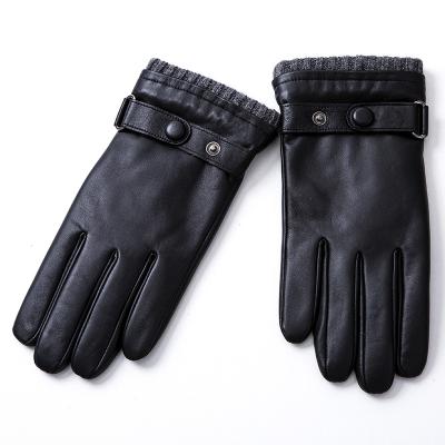 China Outdoor Men Winter Warm Touch Screen Driving Windproof Fur Leather Gloves for sale