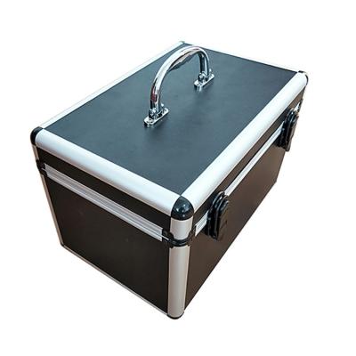 China Quakeproof/ Strong protection/ The Outward Appearance Fine/ Portable Multi-function Equipment Aluminum Storage Box Garden Hand Tools Set Customized for sale