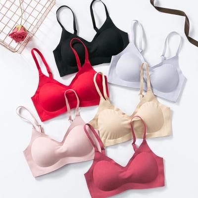 China New Design Latex One Piece Women Bra Sleep Wireless Padded One Piece Seamless Bras for sale