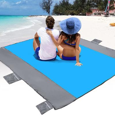 China Strong Outdoor Waterproof Camping and Sand Beach Picnic Pocket Free Blanket for sale