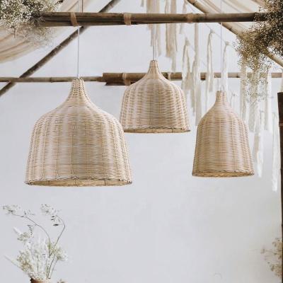 China Modern Handmade Weaving Pendant Lights Straw Hat Bamboo Chandelier Pastoral Rattan Garden Vintage Lamp for sale