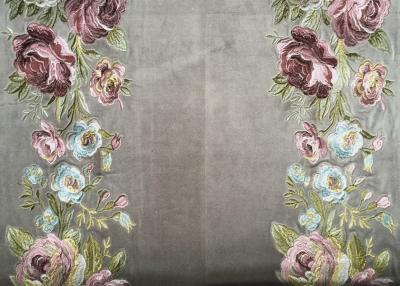 Chine Tissu d'imitation de rideau en polyester de broderie avec la conception de fleur à vendre