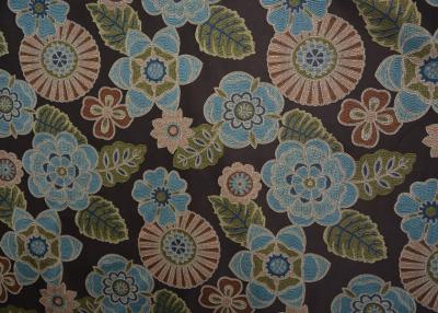 China Vintage Patterned Chenille Upholstery Fabric Jacquard Woven for sale