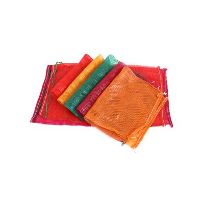 China Safety Mesh Bag Manufacturers Lowest Price Onion Mesh Bag Polyethylene Net Bag / 25kg Bag for sale