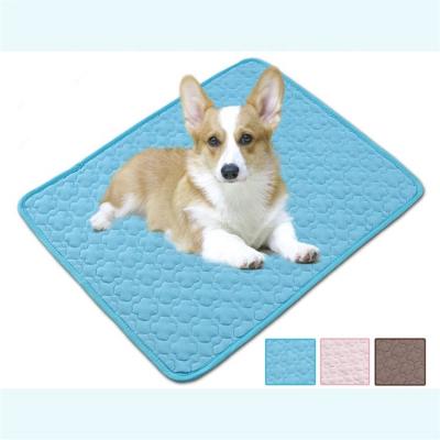 China Hot Selling Silk Pet Sustainable Cooling Mat Pet Water Bed Large Ice Self Sleeping Summer Waterproof Cool Freeze Pad for sale