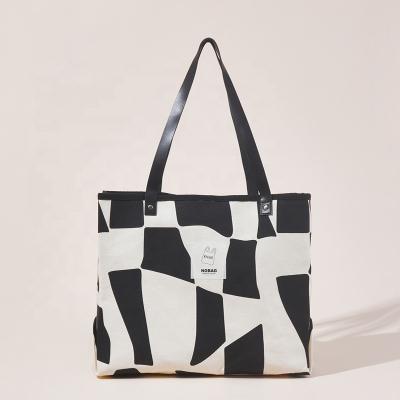 China Student Checkerboard Grid Finger Bag Large Capacity Niche Square Large Capacity Canvas Bag Female Simple Korean Version for sale