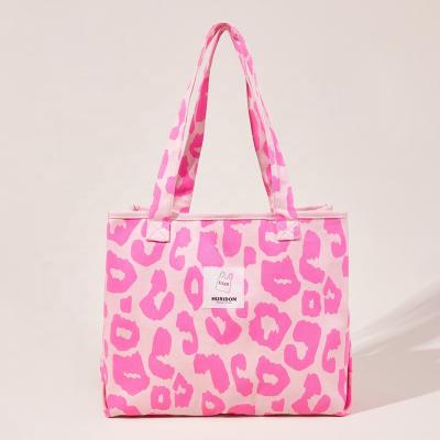 China 2022 Spring Large Capacity Shoulder Bag Pink Leopard Print Dumpling Bag Environmental Protection Bag Female Fashion INS for sale