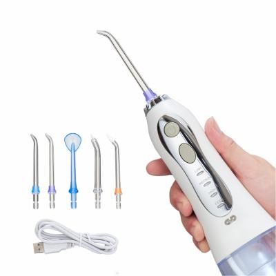 China Clean Teeth Improve Oral Power Strong Hot Sale Easy Operated Detachable Irrigator 2500mah Battery for sale