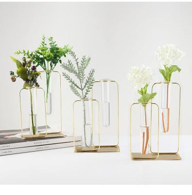 China Nordic minimalist single stem glass hydroponic vase for home decoration with stand for sale