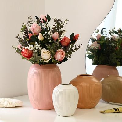 China Nordic modern minimalist ceramic vase for home decoration for sale