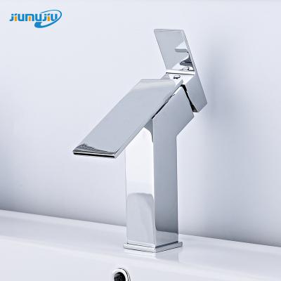 China Hot And Cold Thermostatic Faucets Single Hole Metered Design Chrome Special Widely Used Hot Basin Basin Faucet for sale