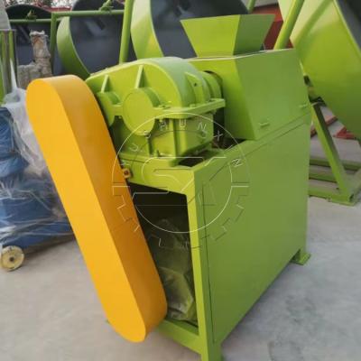 China Chemical fertilizer machine npk fertilizer double roller granulator with good performance en venta