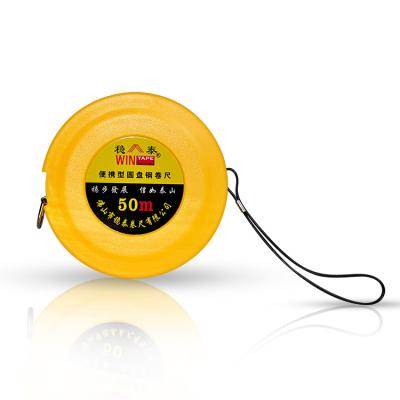 China Wintape 50m 165ft Surveyor Metal Measuring Tape With Ergonomically Rewinding Handle For Construction zu verkaufen