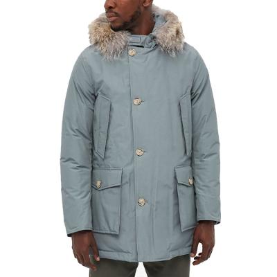 China Custom Made Anti-Wrinkle Men's Winter Hooded Coat with Fluffy Button Flap Pockets for Bulk for sale