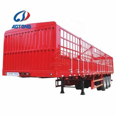 Chine Trailers à trois essieux à clôture pour le transport de marchandises en vrac à vendre