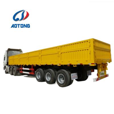 China Tri-Achs-Lowbed-Semi-Trailer mit Ladder-Seitenwand und 28 Tonnen zweistufigem Landegerät zu verkaufen