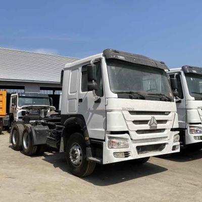 China Touch Screen Sinotruk Tractor Head Truck 10 Forward Shift Number Used Tractor Truck for sale