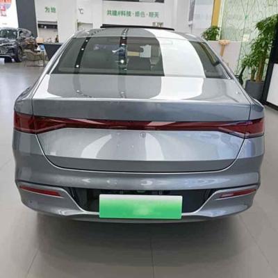 Cina Byd Qin Plus EV Honor Edition Tram con FWD Drive e sistema di freno a disco anteriore e posteriore in vendita