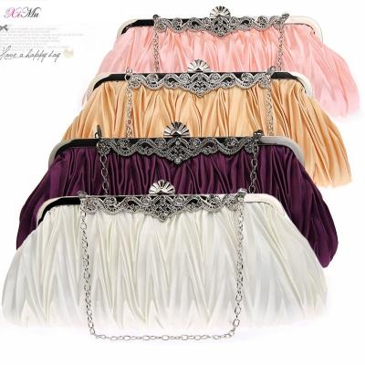 China Women's New Arrival Evening Clutch Bag Satin Handbag Ladies Clutch Bag Christmas Bridal Bag New for sale