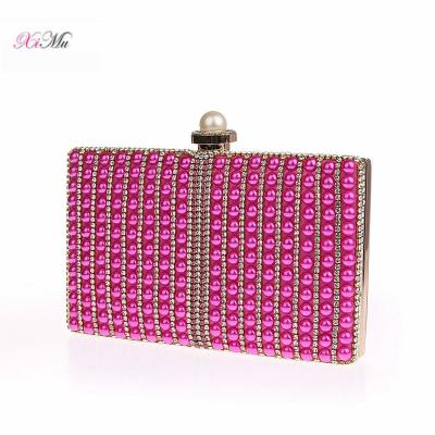 China Custom Clutch Backing Ladies Grab Evening Clutch Bag Wedding Party Pearl Beaded Purse Diamond Handbags for sale