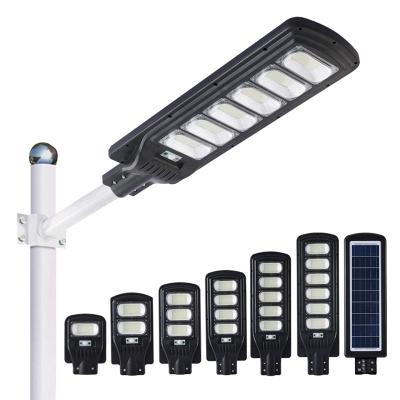 China LIGHTSINCERE outdoor road led solar street lights 50w 100w 150w 200w 250w 300w integrated all in one solar powered led street light for sale