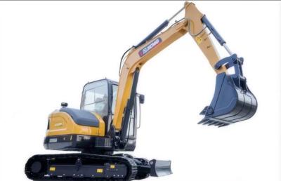 中国 XCMG XE60 中古掘削機 5960KG ミニ 中古掘削機 バケツ容量 0.09-0.23m3 販売のため