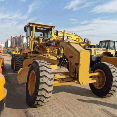 Chine 1200 Heures de travail Gradiers utilisés dans la cabine fermée CAT 140H / Gradiers utilisés avec moteur Cummins à vendre