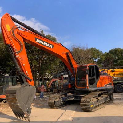 China Equipamentos pesados usados 30 toneladas Doosan Dx300lc-9c grande escavadeira à venda