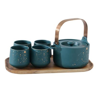 China Sustainable Luxury 4 Pcs Porcelain Tea Coffee Set With Wooden Tray Ceramic Tea Pot And Mug Set for sale