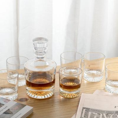 China Sunflower 750ML Crystal Round Whiskey Decanter Custom Factory Wholesale Best Quality for sale