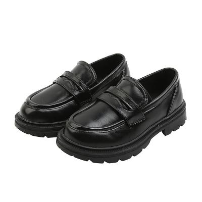 China Light Weight Hot Selling Girl Kids Shoes Fit Chevrotin School Casual Shoe Black for sale