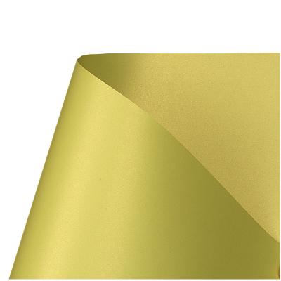 China Anticurl Double Side Color Paper 250gsm Craft Pearl Paper For Gift Wrapping Paper for sale