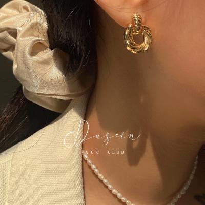 China TRENDY 18K Gold Plated Old Fashion Vintage Gold Round Pendant Trendy Earrings For Woman 2021 for sale