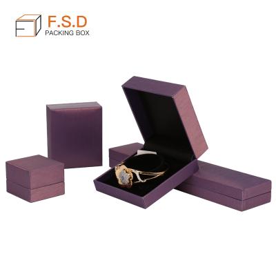 China Wholesale Luxury Hand Made FSD Necklace Foam Inserts For Jewelry Packaging Box Gift Box for sale