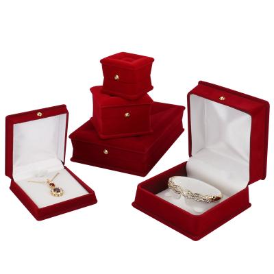 China FSD Handmade Red Velvet Surface Gift Box Arabic Flocking Jewelry Box for sale