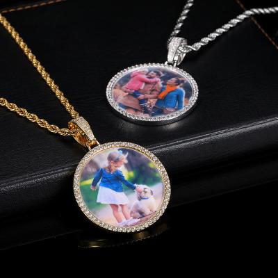 China 2021 Hot Sale Personalized Round Photo Zircon Frame Hiphop Hip Hop Copper Inlay Necklace for sale