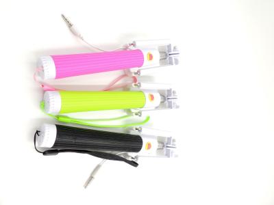 China ABS intelligenter Telefon-Kabel Selfie-Stock. Tasche Monopod mit 3.5mm Jack Kabel zu verkaufen