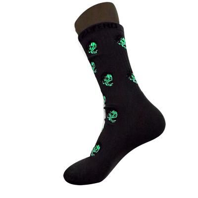 China Custom Scuff Resistance Mens Sport Night Glow Socks for sale