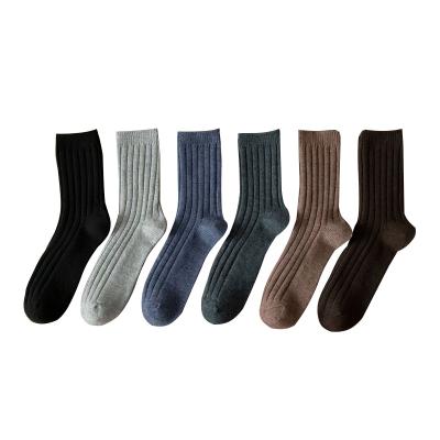 China 2021 Hot Popular QUICK DRY Custom Made Merino Wool Socks Men for sale