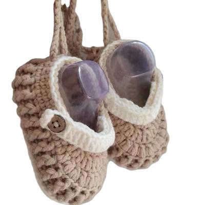 China Other manufacturers provide interesting price new crochet handmade shoes casual baby shoes for sale