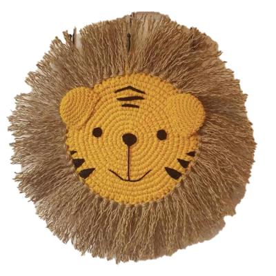 China New Design Art 50mm Minimalist Fake Lion Shape Decorative Pendant for sale