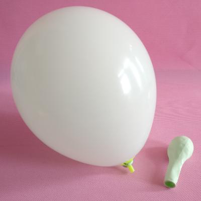 China Gift Toy Low Price 10inch 12inch Decoration Party Latex Balloon Crystal Globo for sale