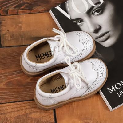 China Factory Anti-slippery Children's Baby Shoes RTS Christmas Festival Leather Trim School Shoes Kids Black Oxfords Elegant Shoes à venda